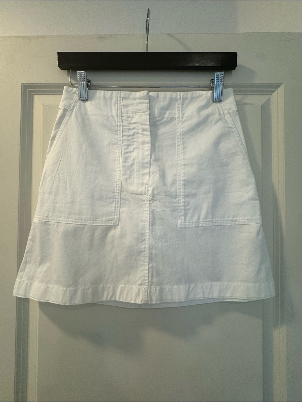 Theory White Mini Skirt with Front Patch Pockets